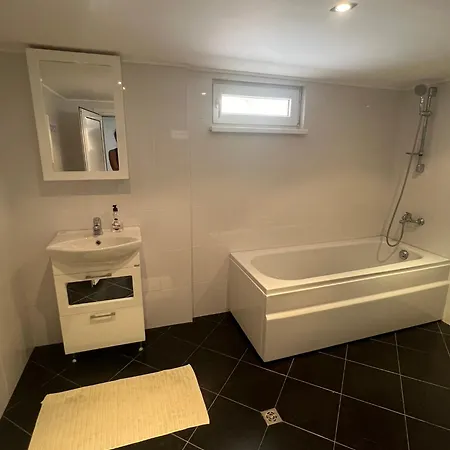 Tatil Evi бялата къща в слатина *