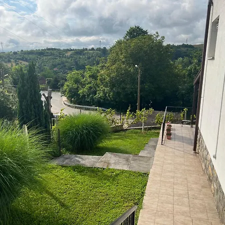 бялата къща в слатина Slatina