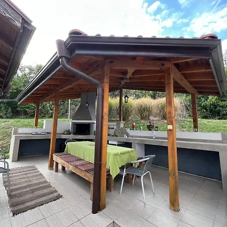 бялата къща в слатина Slatina