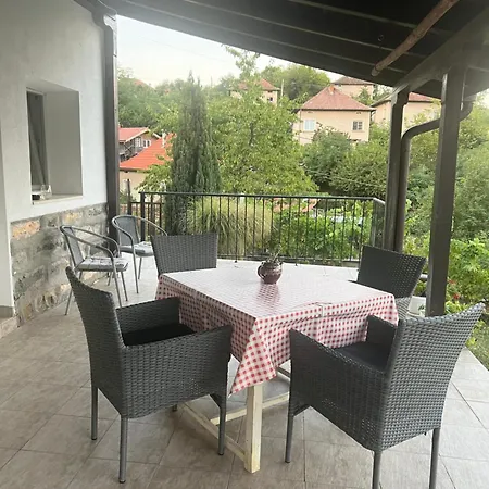 бялата къща в слатина * Slatina