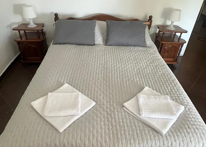 бялата къща в слатина